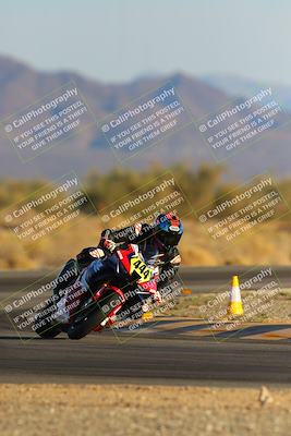 media/Dec-16-2023-CVMA (Sat) [[bb38a358a2]]/Race 11 Amateur Supersport Open/